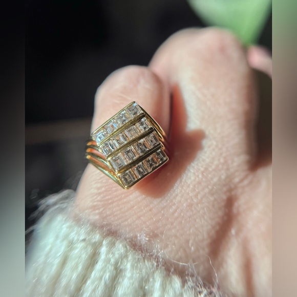 Art Deco 2.07 ctw Carrè Cut Diamond Ring in 18k yellow gold - Picture 14 of 17